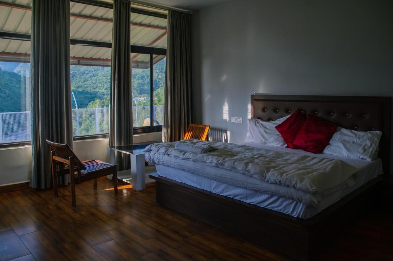 Dhauladhar View Village Resort Дармсала Экстерьер фото